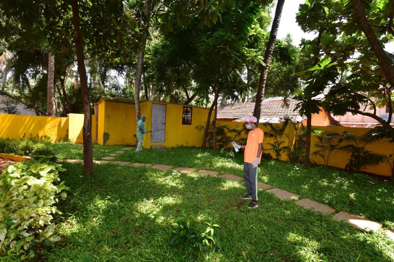 Goa Samundar Beach Resort Candolim Bagian luar foto